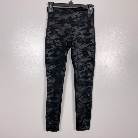 Spanx camo faux leather leggings - Picture 2 of 10
